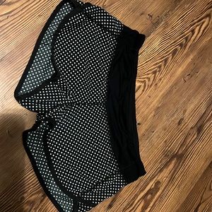 black and white polka dot lulu lemon shorts.